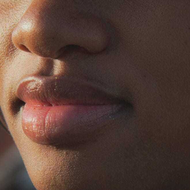 2026 Summer Makeup Trends: How to Get Glass Skin and Bold Lips