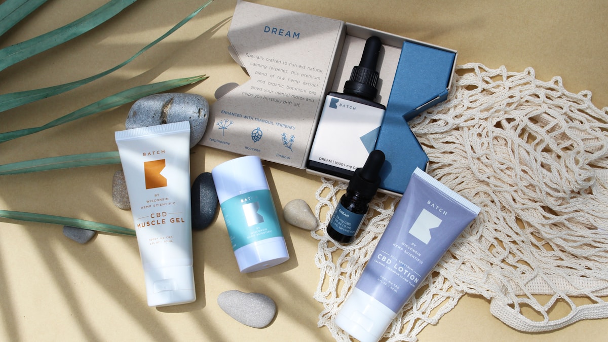 mineral sunscreens for acne-prone skin