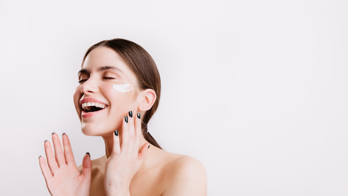 mineral sunscreens for acne-prone skin