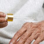 Bakuchiol vs Retinol: 2026 Guide to Gentle Anti-Aging