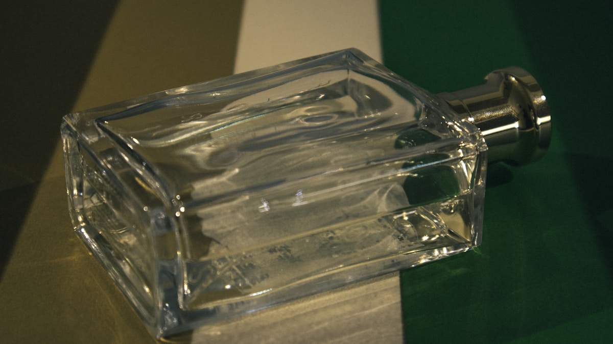 long-lasting luxury summer fragrances