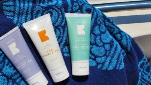 Best Sunscreens for Acne-Prone Skin 2026: Derm Favorites Under $30