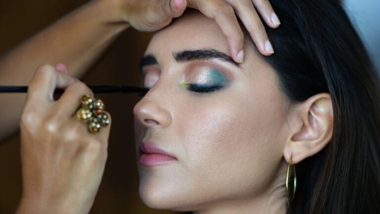 summer makeup 2026 – Celebrity Makeup Artists Share Summer 2026 Trends