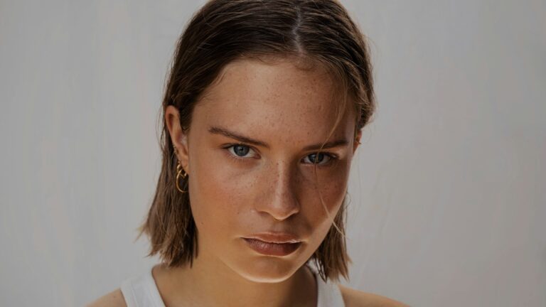 Celebrity Skincare Secrets: How Stars Get Glowing Skin in 2026