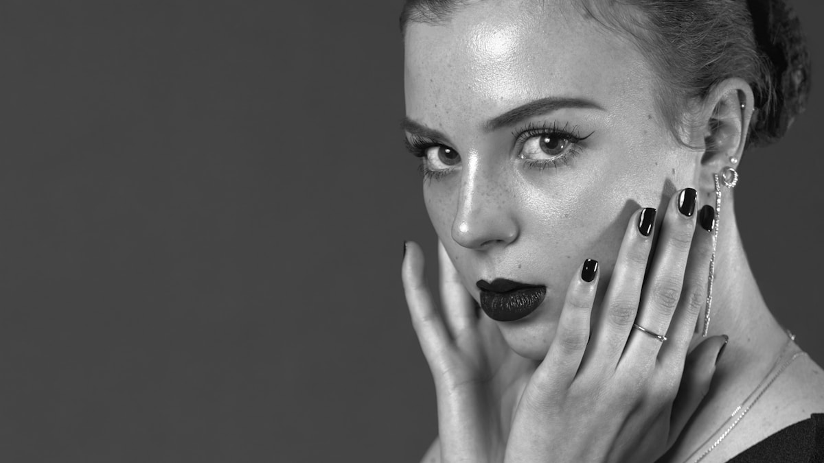 celebrity summer makeup trends 2026