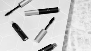 Clean Beauty Makeup Trends 2026: Best Brands & Must-Haves