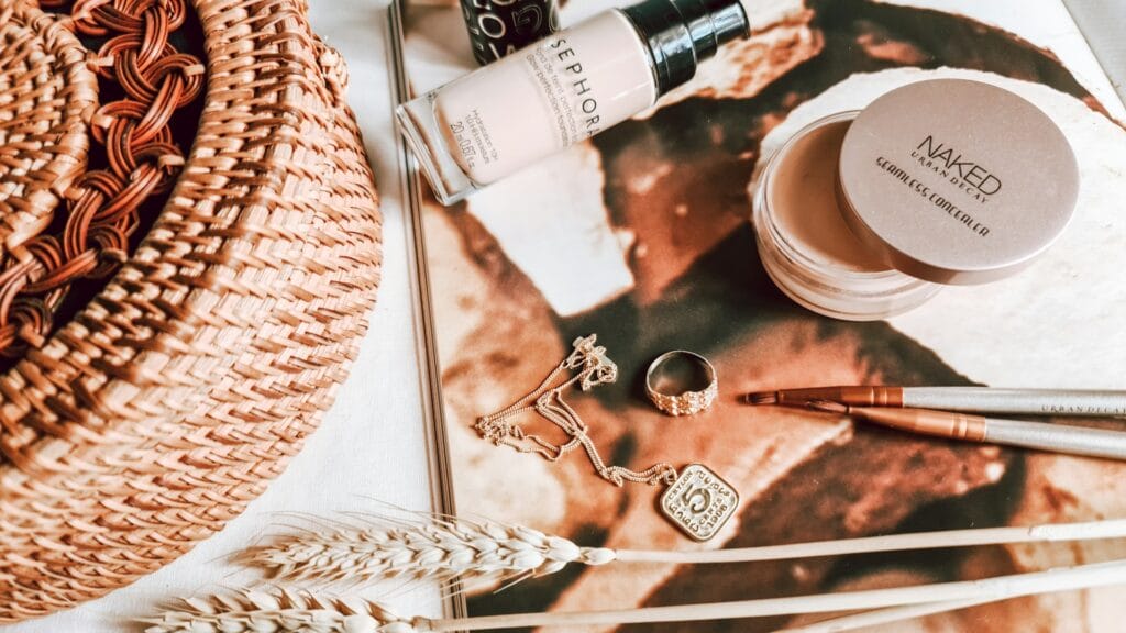 Clean Beauty Makeup Trends 2026: What's In This Summer
