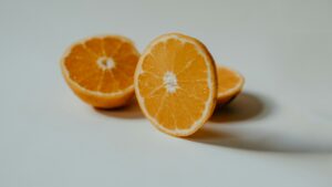 Drugstore vs Luxury Vitamin C Serums 2026: Price Comparison