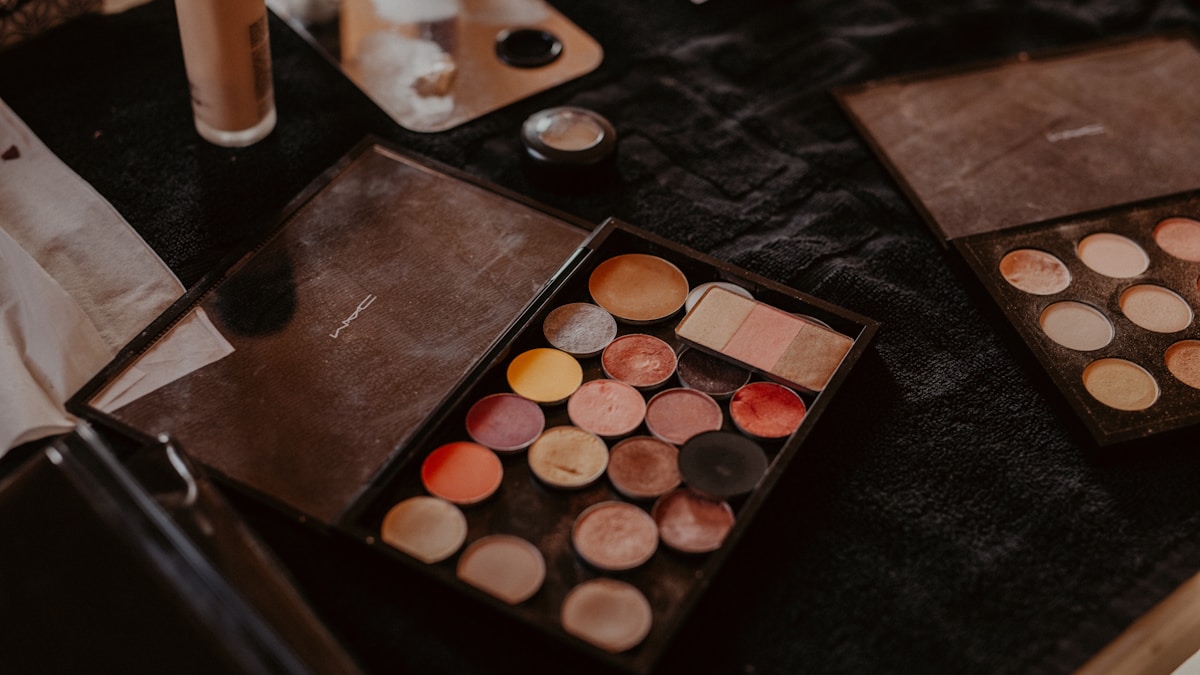 deinfluencing skinimalism