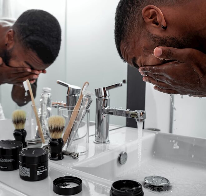 How to Build an Anti-Aging Routine That Works
