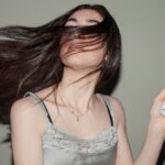 How to Protect Hair from Humidity: 2026 Frizz Control Guide