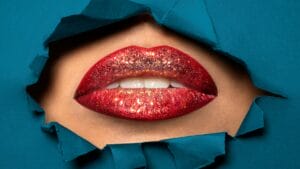 polka dot lips – How to Recreate Polka-Dot Lips Using a $10 Find at Michaels