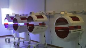 Laser Caps vs Microneedling: Best Hair Growth Devices 2026