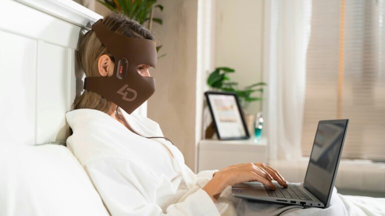 LED Light Therapy Masks Reviewed: Best Anti-Aging 2026