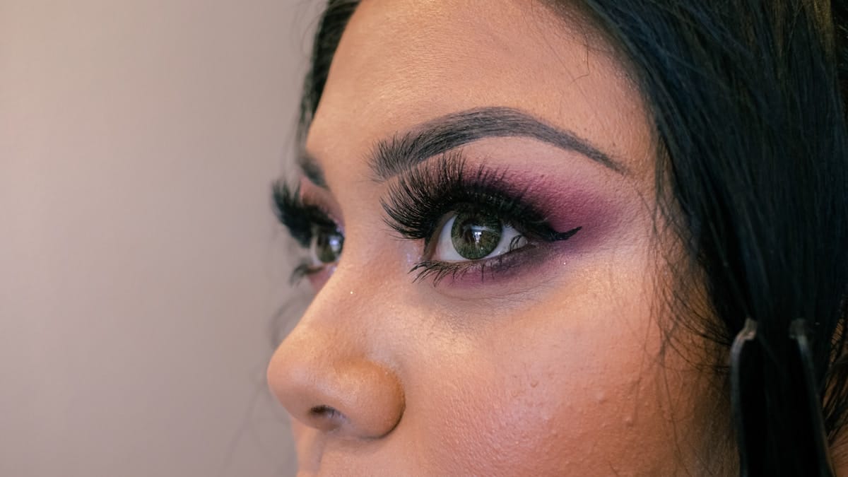 metal eyeshadow