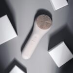 Smart Anti-Aging Device Review: LED, RF and Microcurrent Skincare Technology Explained