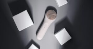 Smart Anti-Aging Device Review: LED, RF and Microcurrent Skincare Technology Explained