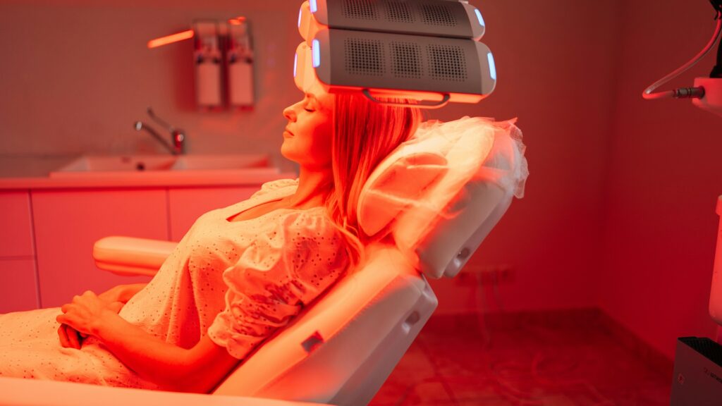 Red Light Therapy for Hair Growth: Best Devices Under $500 (2026)