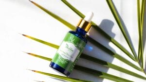 Rosemary Oil vs Minoxidil: Best Hair Growth 2026 Comparison