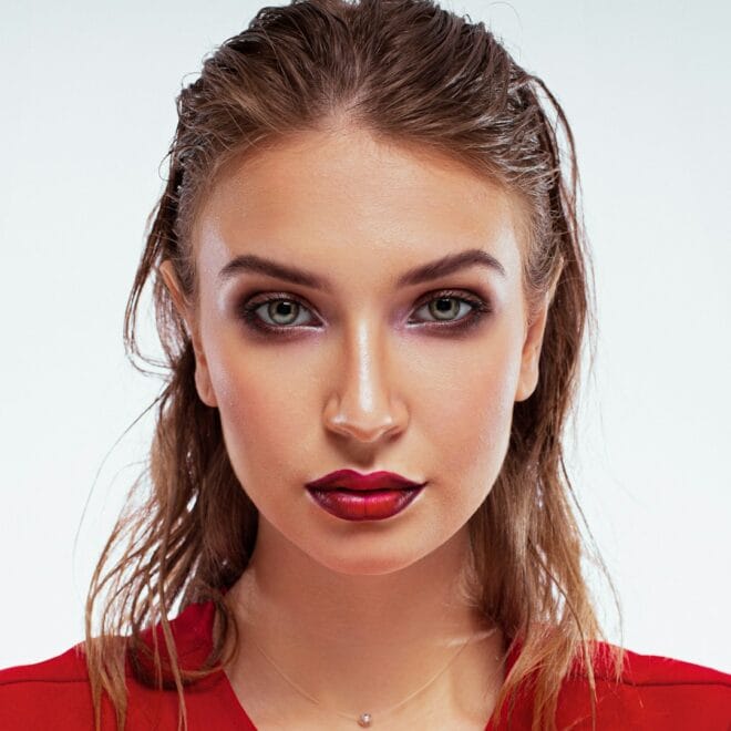 Dewy Skin and Bold Lips: 2026 Summer Makeup Trends Explained