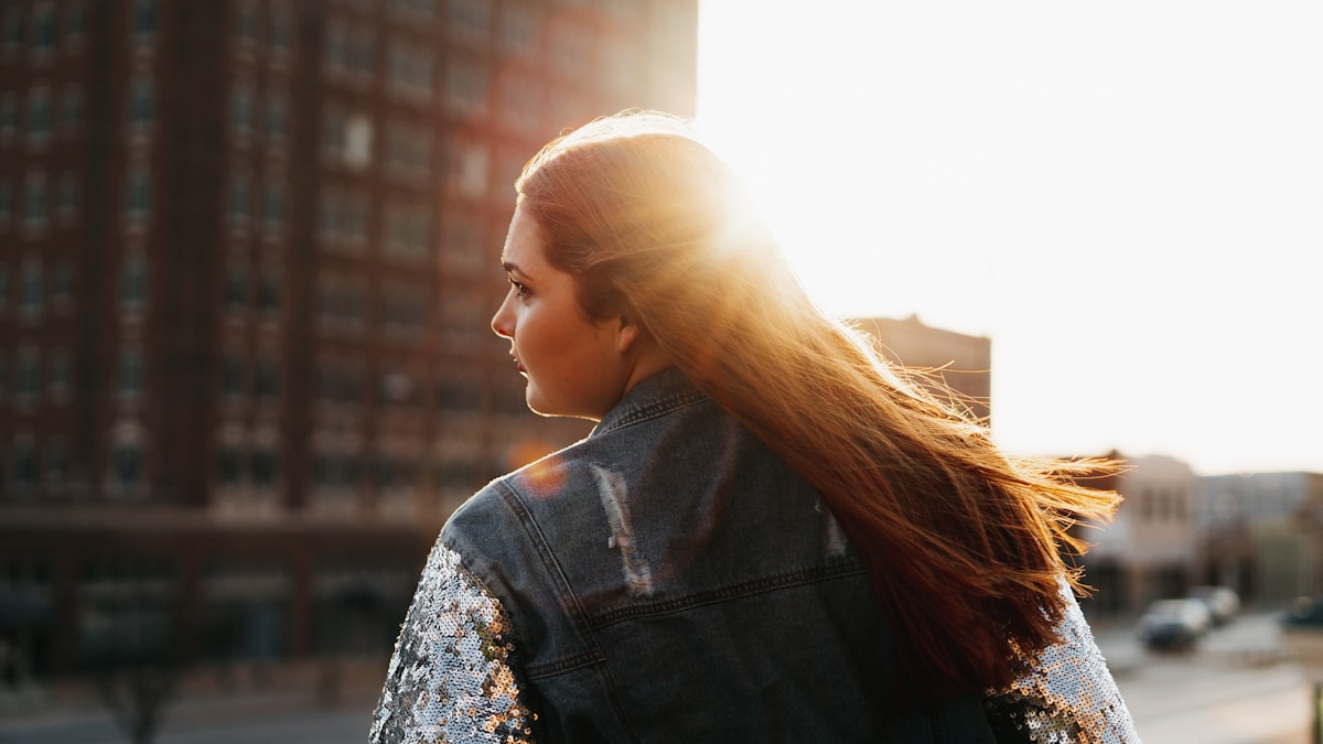 summer hair frizz solutions