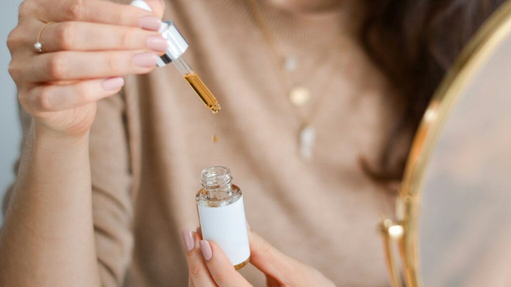 Top Retinol Serums Under $50: 2026 Anti-Aging Guide