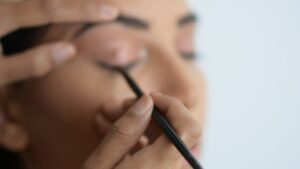 Top Waterproof Eyeliners for Summer 2026: Smudge-Proof Picks