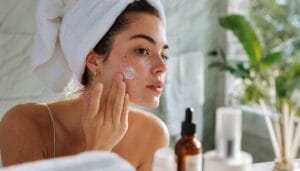 Adult Acne Routine – How to Treat Adult Acne: 2026 Derm-Approved Routine