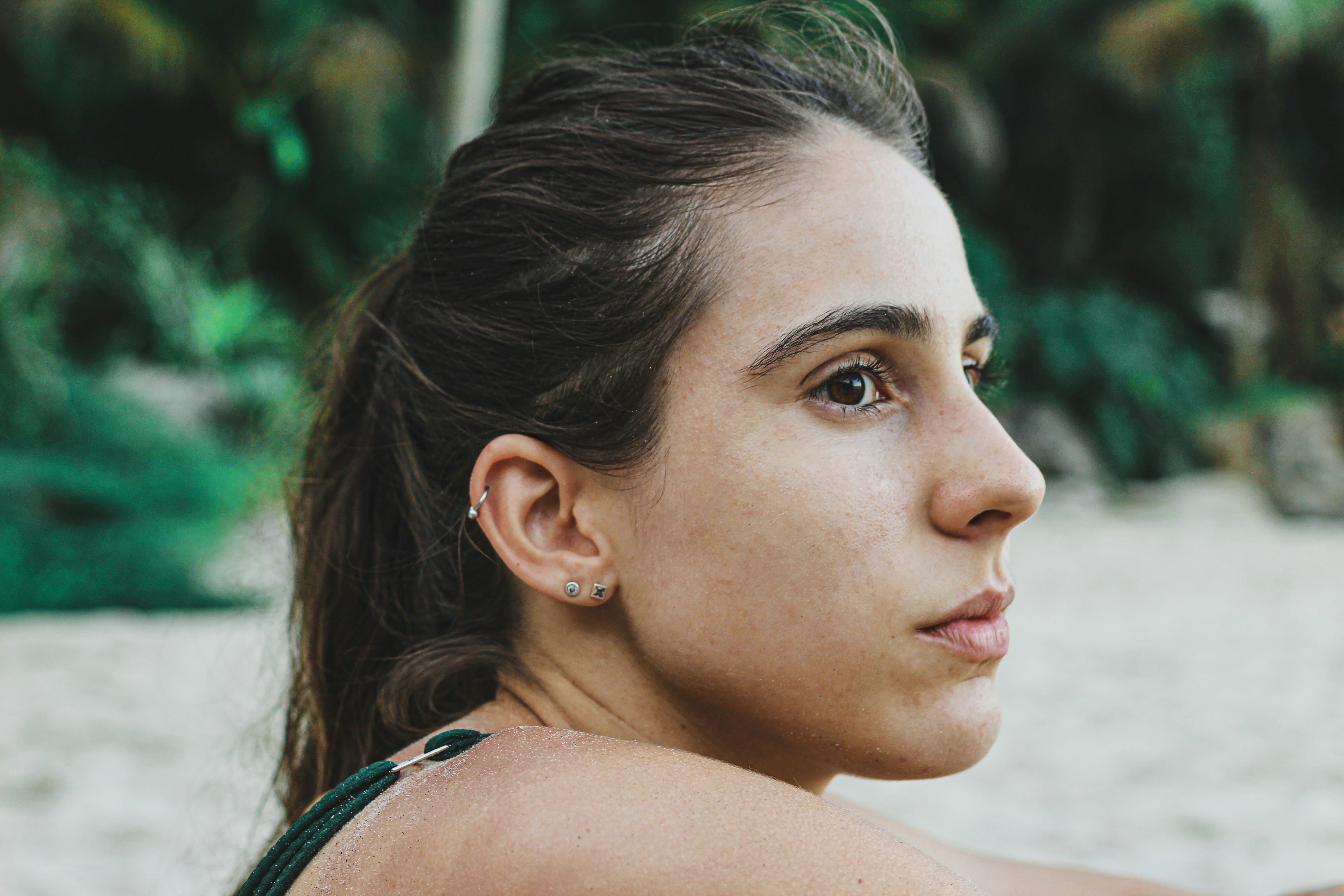 La Roche-Posay vs Supergoop: Which SPF Wins in 2026? 4 La Roche-Posay vs Supergoop